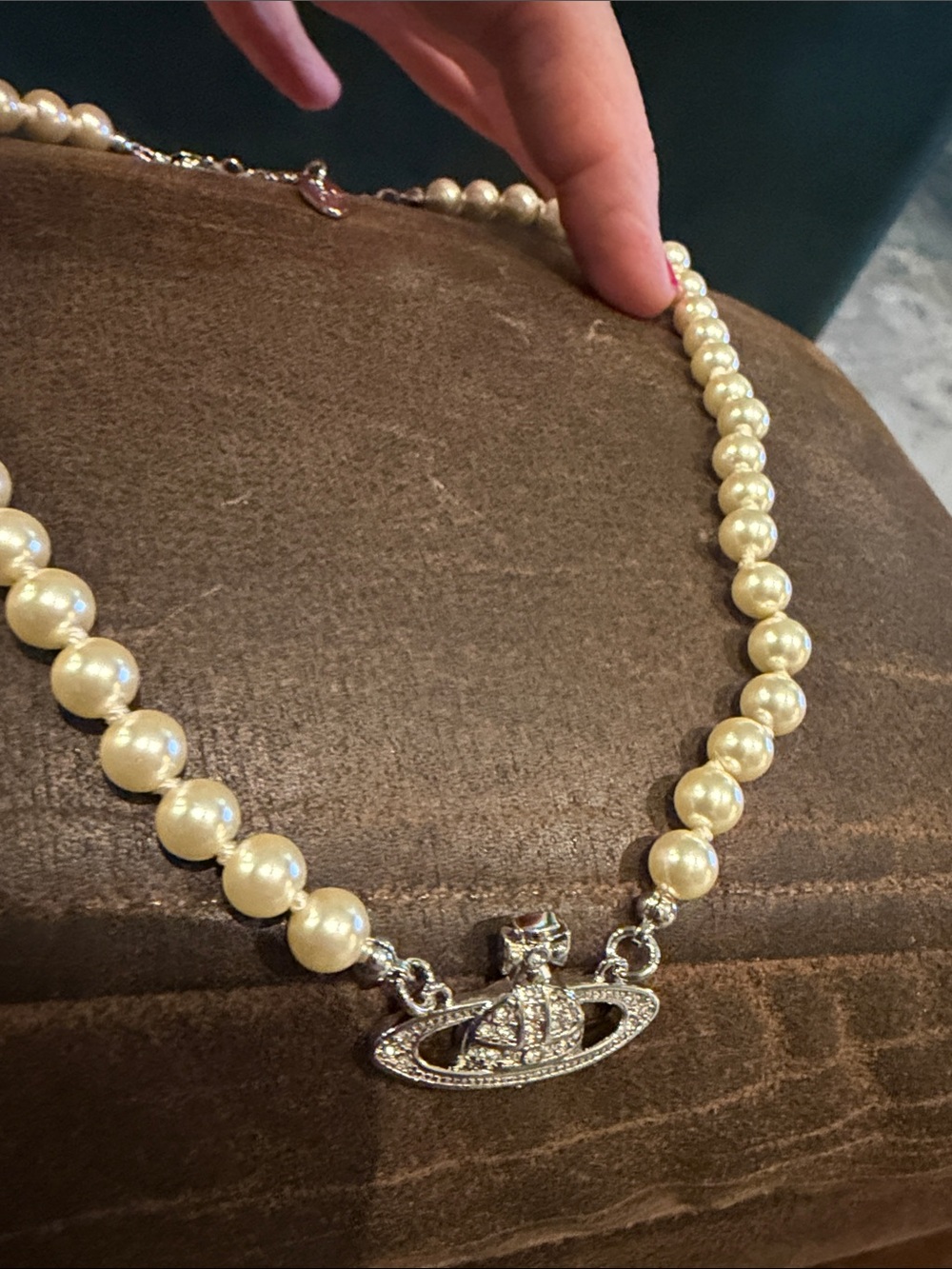 Vivienne Westwood Pearl Necklace - Picture 2 of 3
